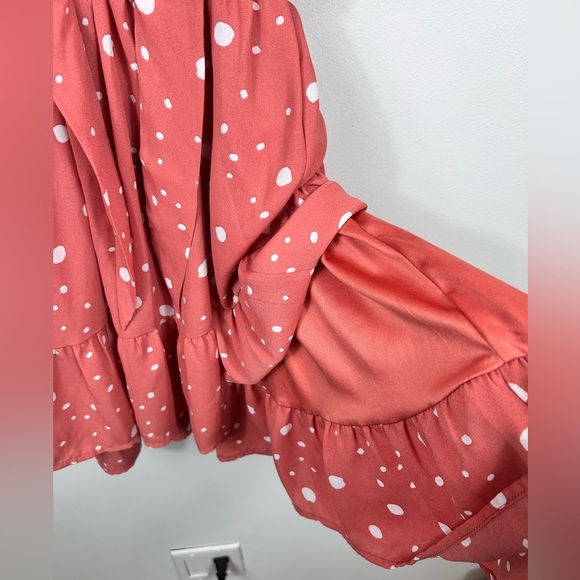 Coral pink mini dress, Small, white polka dots, puff sleeves, tiered, Flowy - Picture 7 of 7